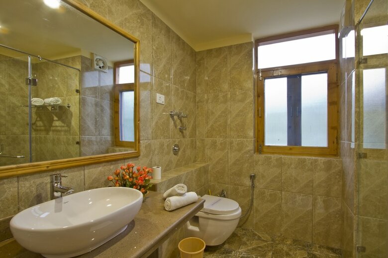 Hotel Foghills Cottages Manali