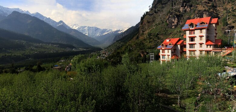 Hotel Foghills Cottages Manali