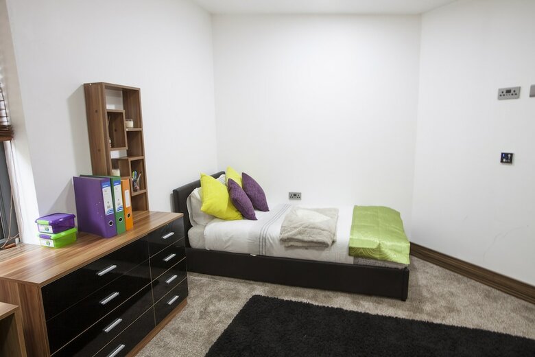 Apartamentos Stayocity Suites