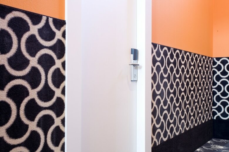 Hotel Roermond Next Door