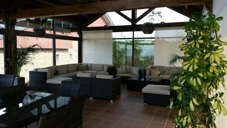 Albergue Hotel La Casa Del Peregrino