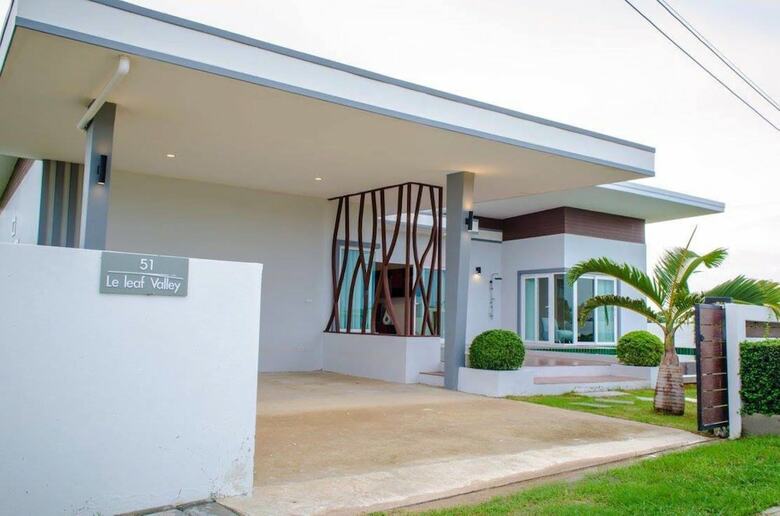 L.a. Pool Villa Huahin