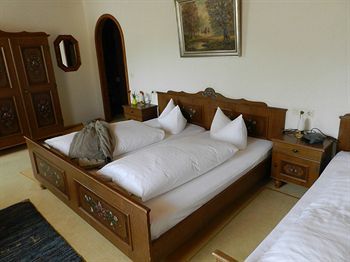 Hostal Gasthof Adler