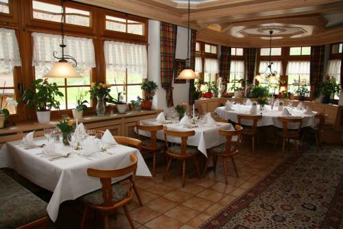 Hostal Gasthaus Sonne