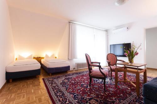 Hostal Hotel Garni Schacherer