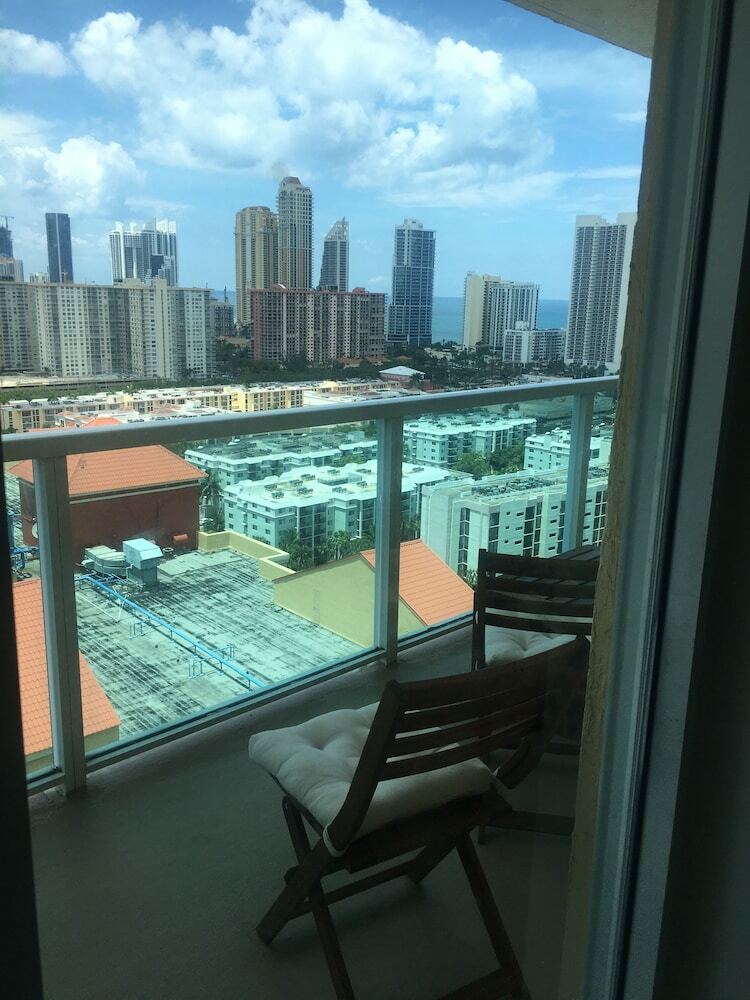 Apartamentos Big Place In Sunny Isles Near Beach