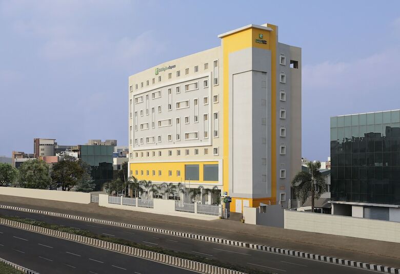 Hotel Holiday Inn Express Chennai Omr Thoraipakkam