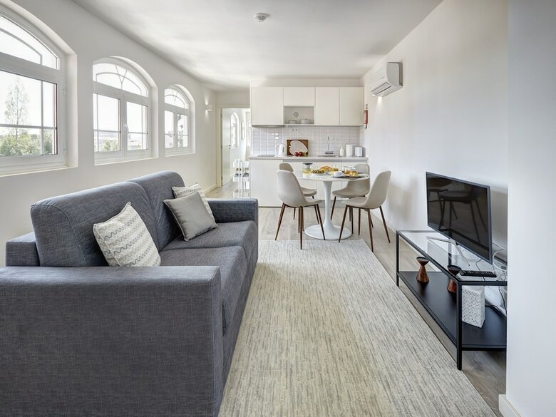 Apartamentos Porto Downtown Lovers Suites Bombarda 451