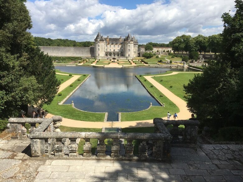 Hotel Du C�t� de L'ombri�re