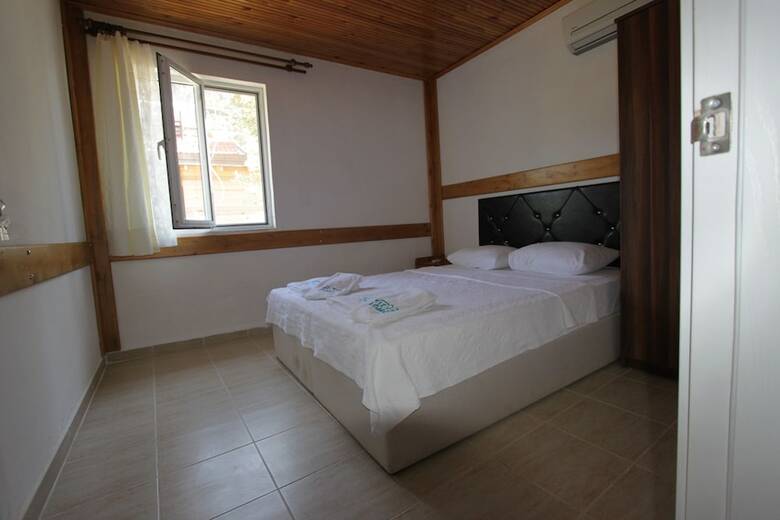 Hotel Elly's Home