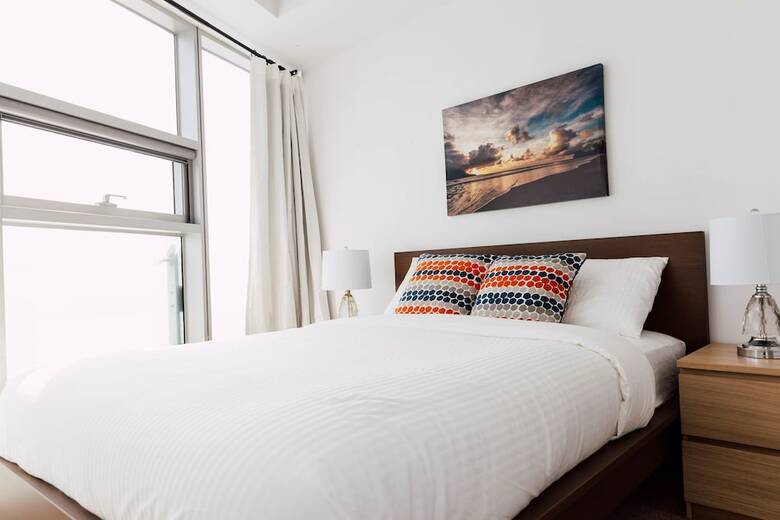 Sarkar Suites - Entertainment District