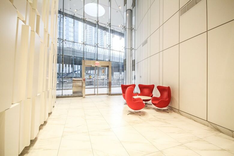 Sarkar Suites - Entertainment District