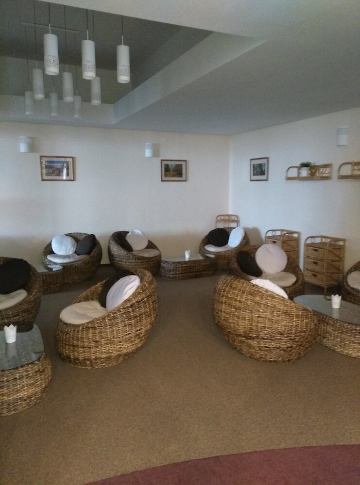 Hostal Hotel Chur�?ov