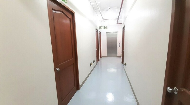 Oyo 442 Ipark Hotel