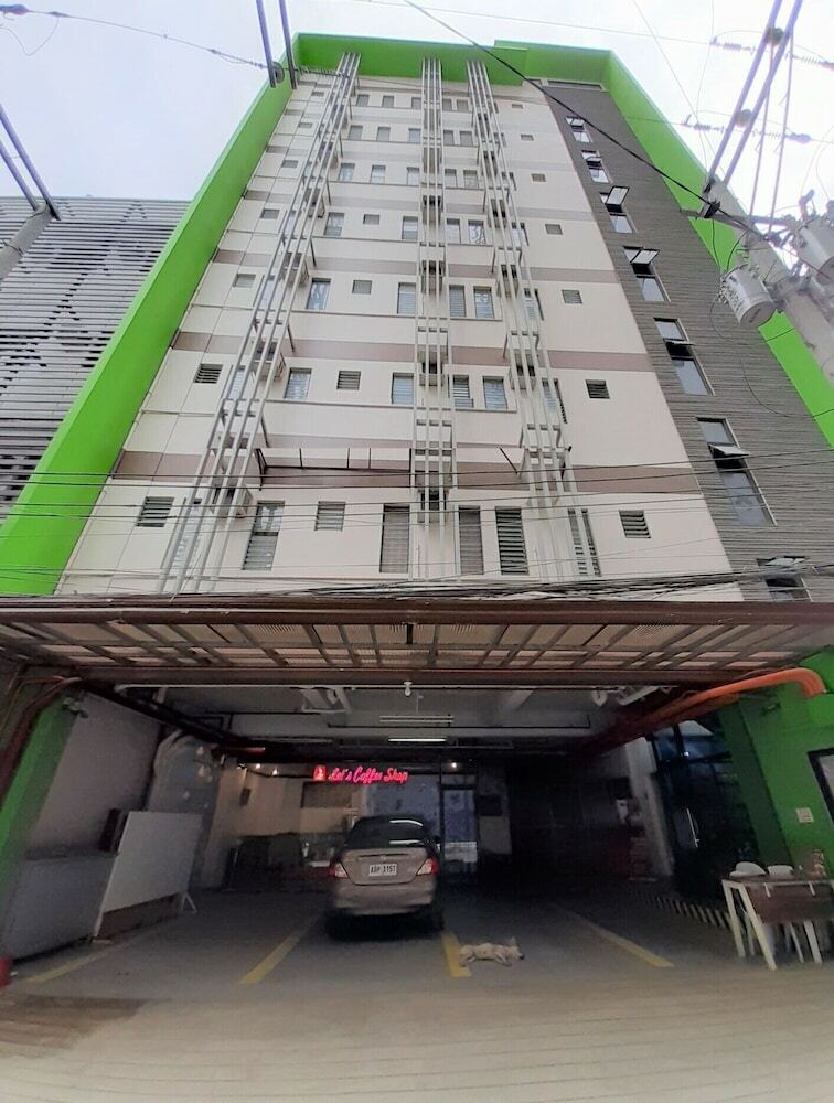 Oyo 442 Ipark Hotel