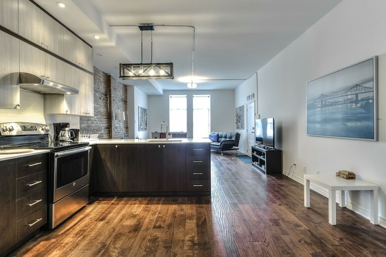 St Laurent Apartments