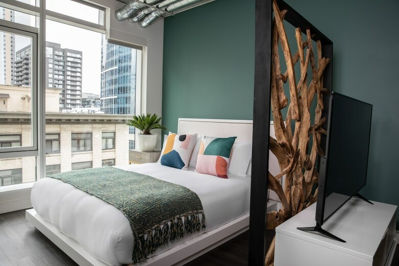 Apartamentos Domicile Suites At Helios