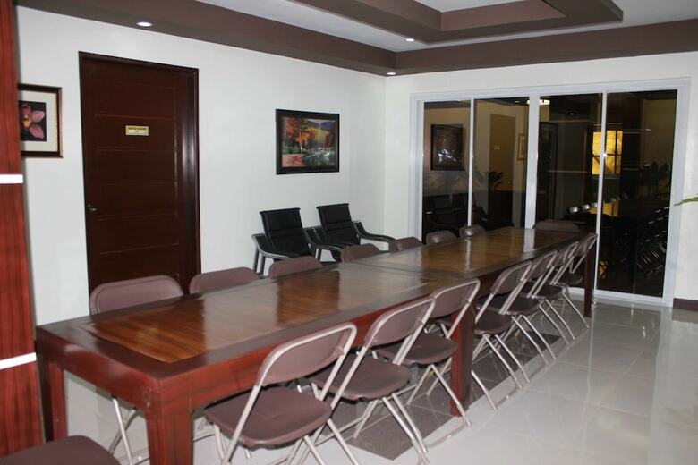 Mc Hotel Lingayen