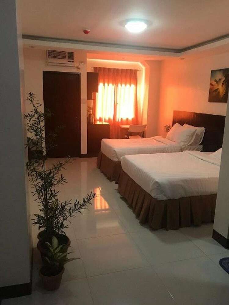Mc Hotel Lingayen