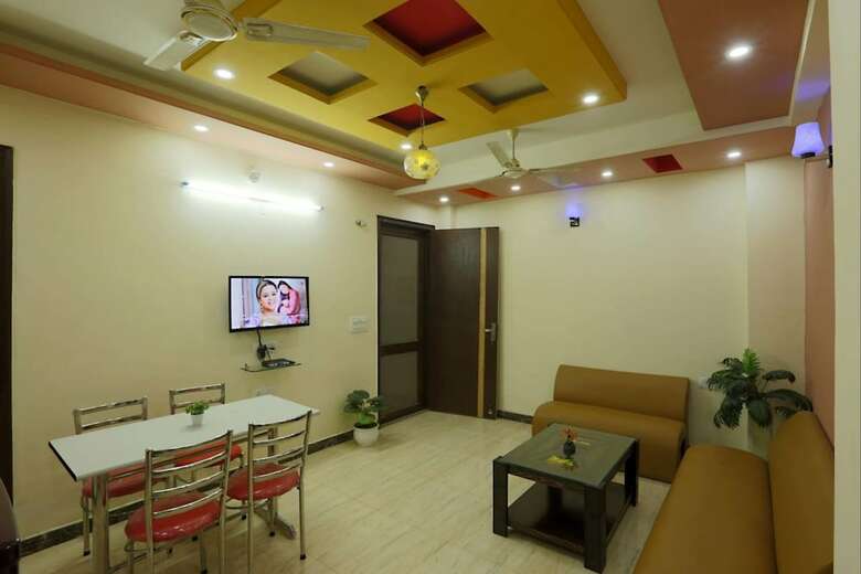 Hotel Lotus Home