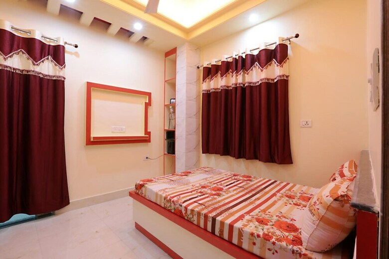 Hotel Lotus Home