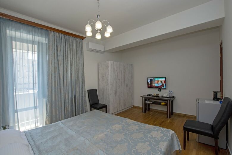 Republic Square Boutique Hotel