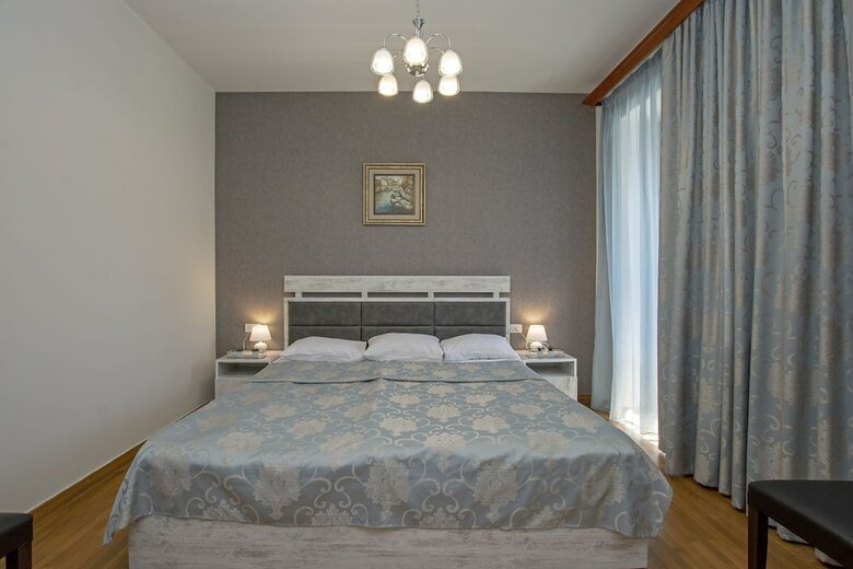 Republic Square Boutique Hotel