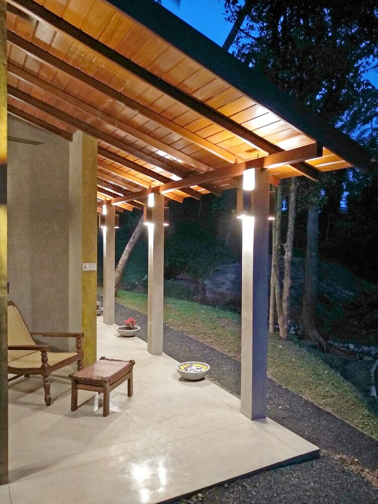 Apartamento Aarunya Nature Resort & Spa
