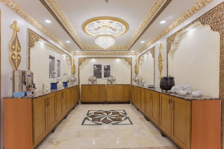 Hotel Retaj Alsahil