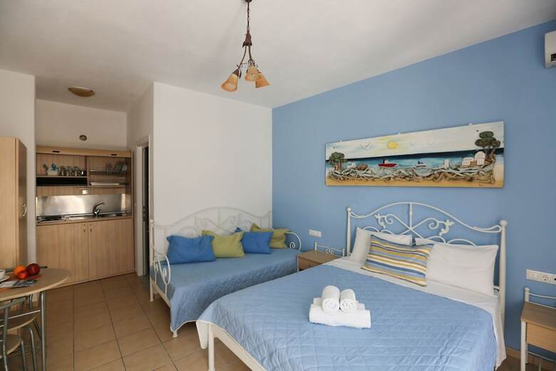 Kastro Hotel