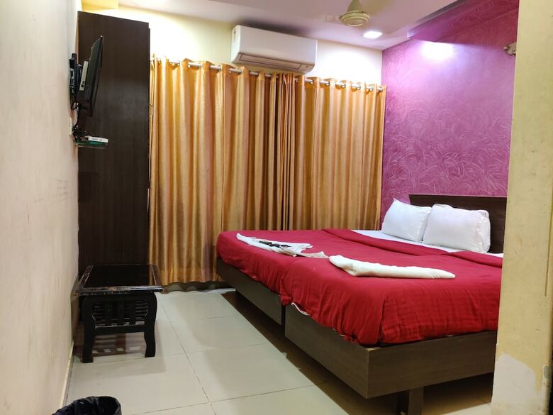 Hotel Golden Sagar
