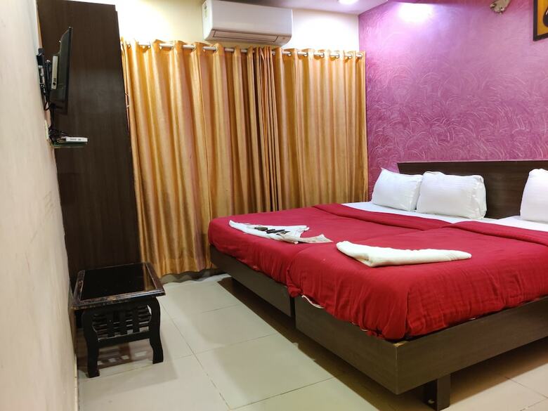 Hotel Golden Sagar