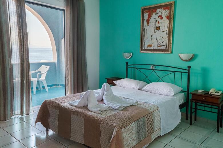 Hotel Mistral Apartments Aegina