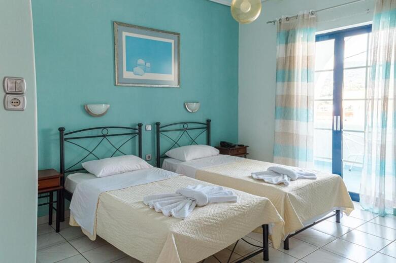 Hotel Mistral Apartments Aegina