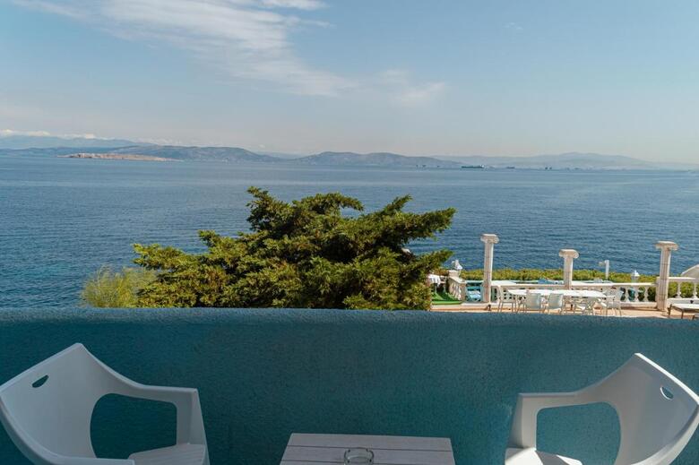 Hotel Mistral Apartments Aegina