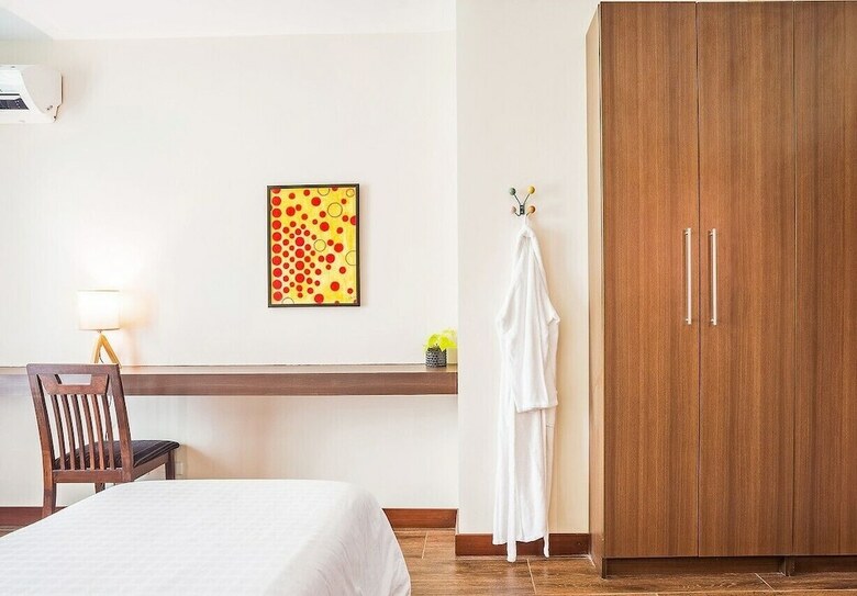 Padgett Place - Deluxe Suites