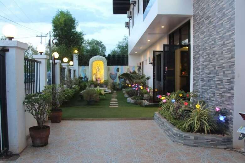 Hotel Palm Rise Resort
