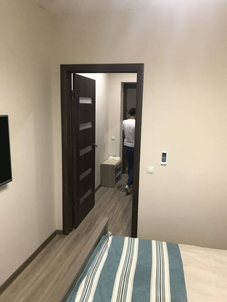 Motel Hotel 18
