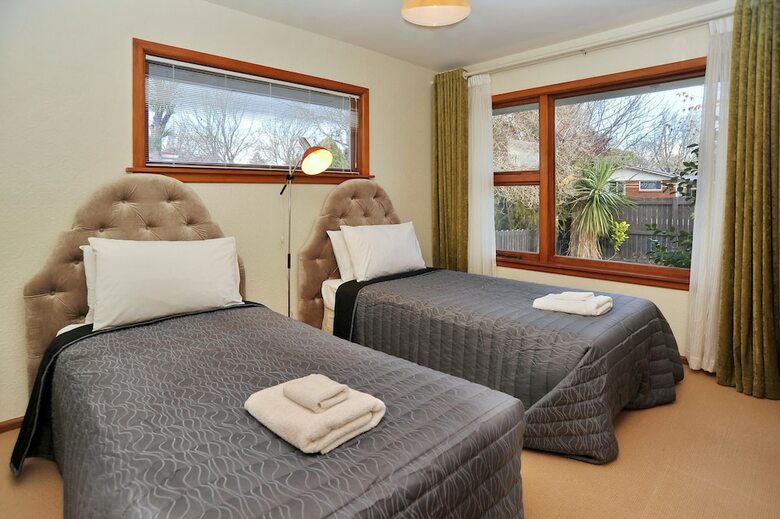 Woodbury Villa