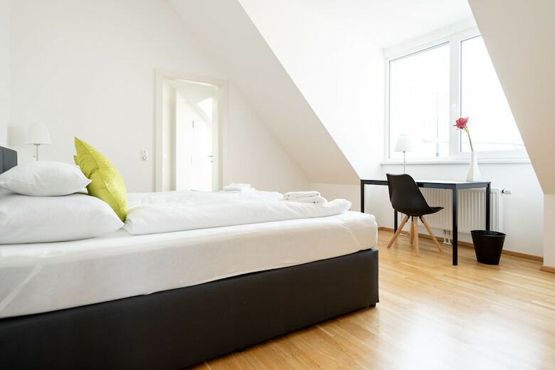 Duschel Apartments Imperial Living