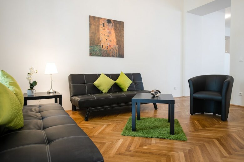 Duschel Apartments Imperial Living