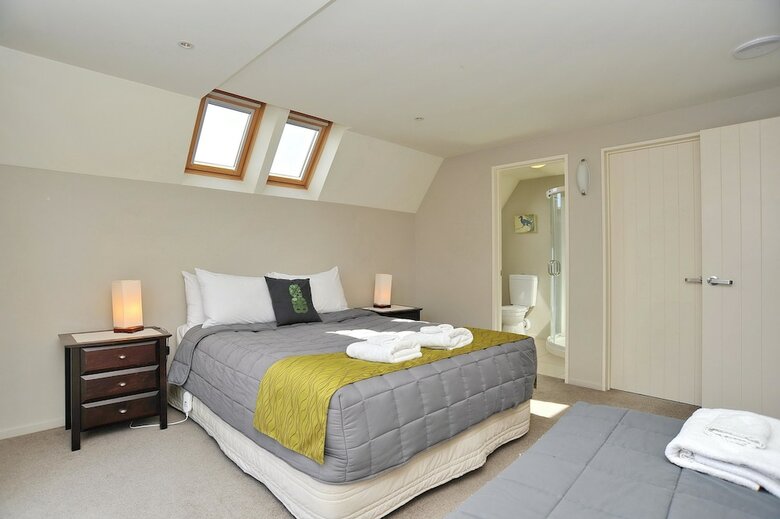 Regents Apartments