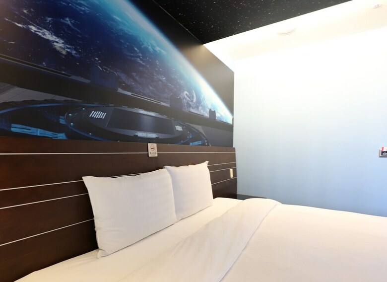 Unique Hotel - Dream 12 Hotel