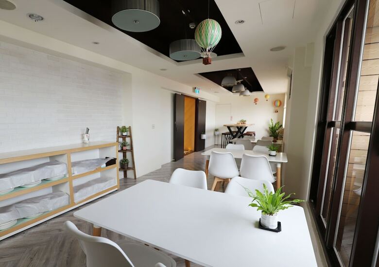 Unique Hotel - Dream 12 Hotel