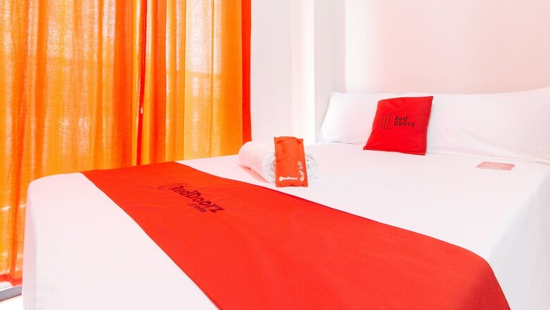 Hotel Reddoorz Near Naia Terminal 1