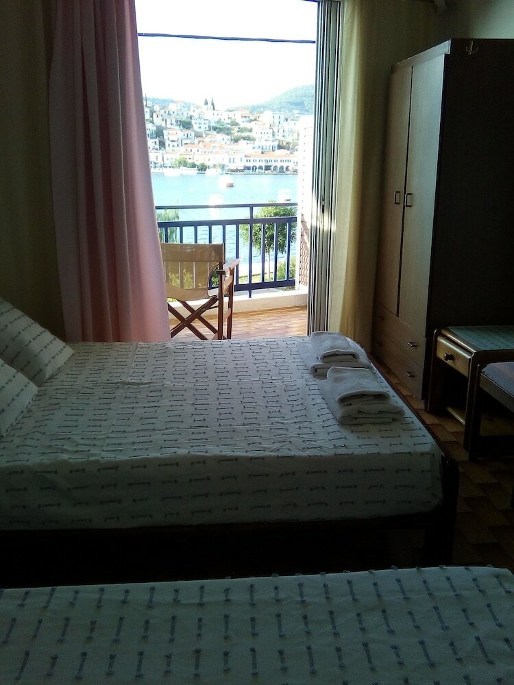 Hotel Bissias Guest House
