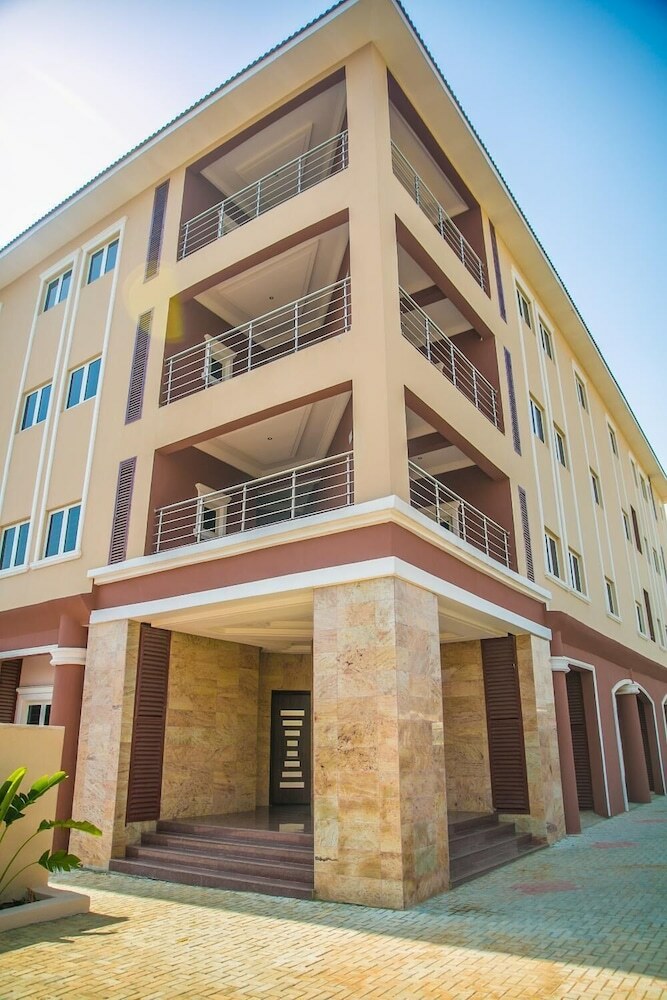 Gloriana Apartments