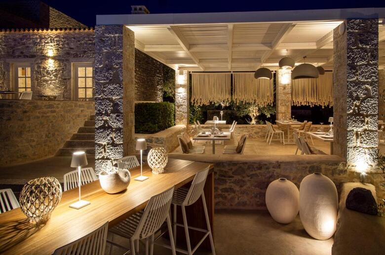 Hotel Bassa Maina Villas & Suites