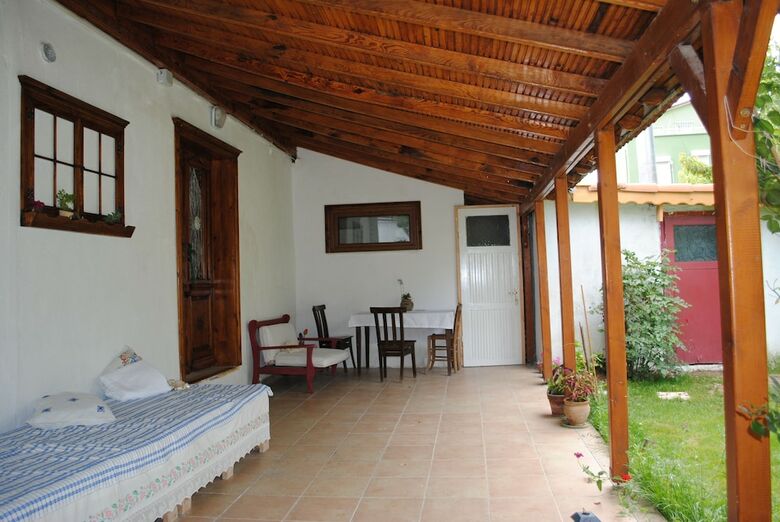 Hotel Gunebakan Taliani Otel