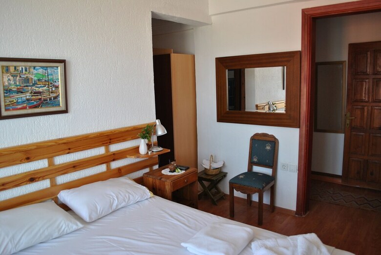 Hotel Gunebakan Taliani Otel